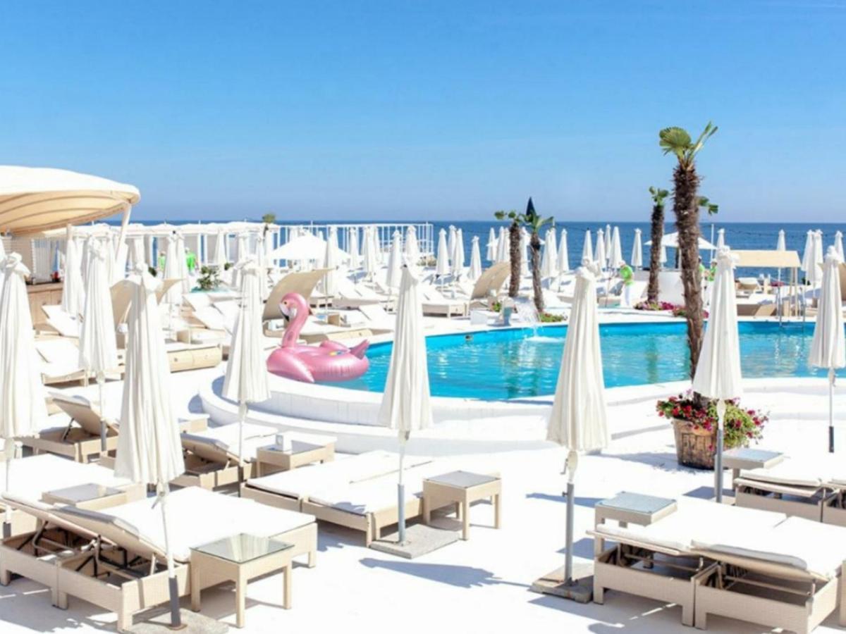 Arcadia Vip-Apartments In Golfstream Odessa Eksteriør bilde