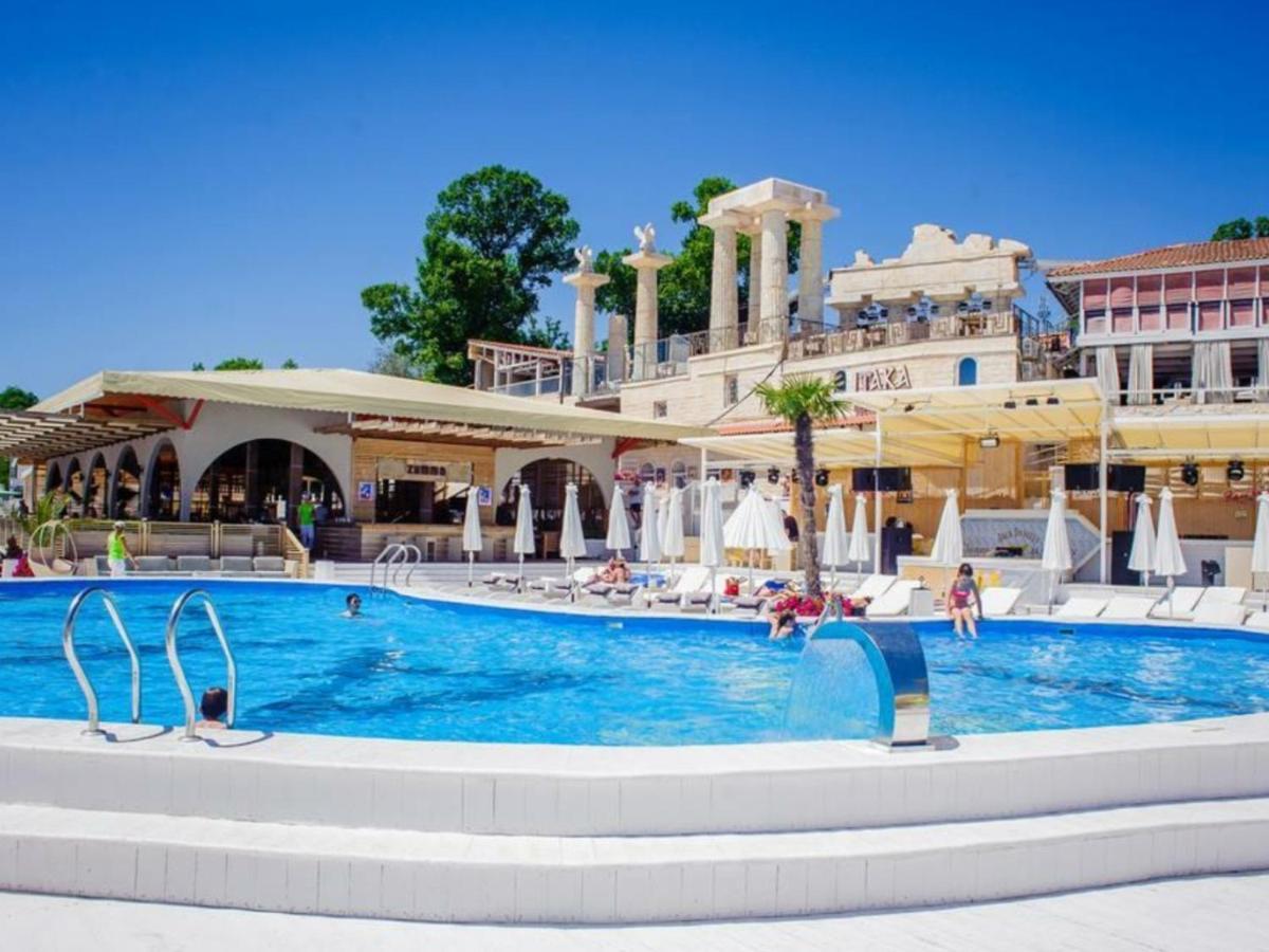 Arcadia Vip-Apartments In Golfstream Odessa Eksteriør bilde